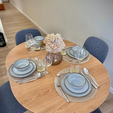 Tao 2 Next To The Aquarium * 瓦伦西亚